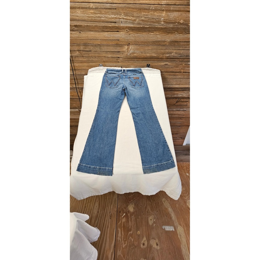 Wrangler Retro Medium Wash Flare Leg Denim Jeans 112336733 Womens 30x32 - Picture 6 of 6